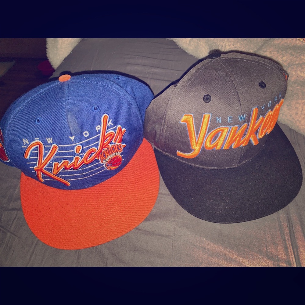 New york Yankees and Knicks hats